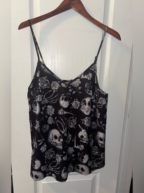 Rose skull tank top